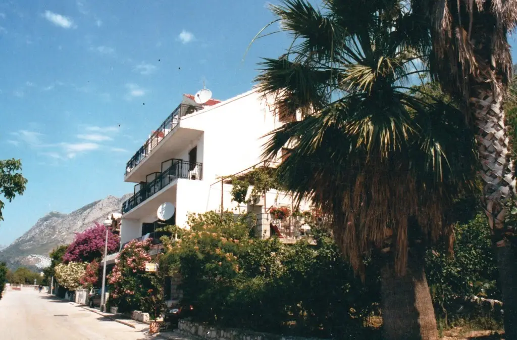 Stara slik aLora apartmana